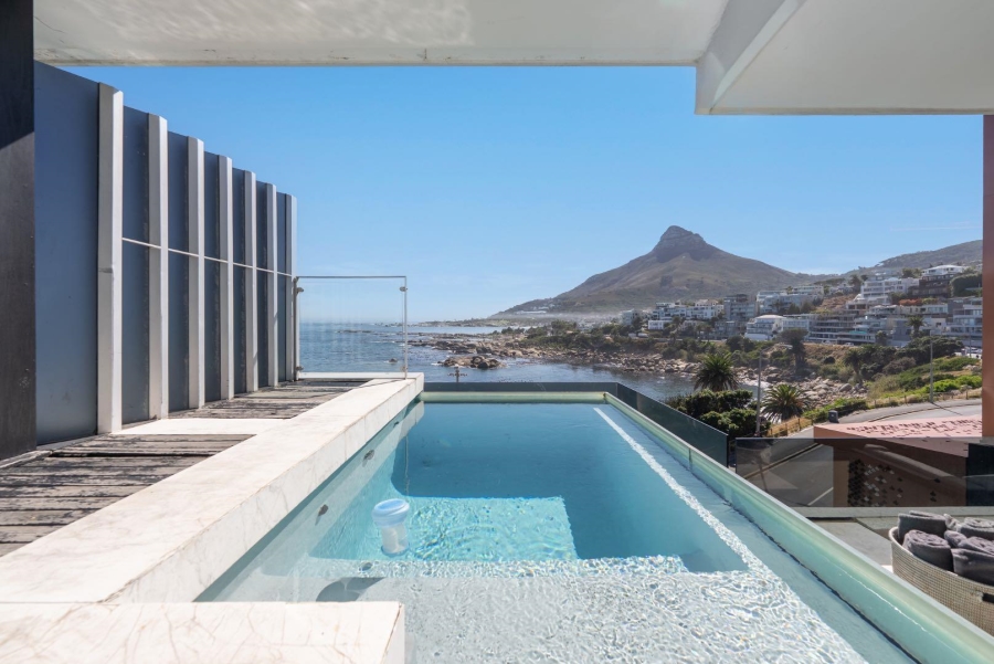 3 Bedroom Property for Sale in Bakoven Western Cape
